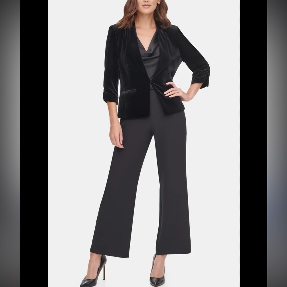 Eliza J Black Velvet Blazer – Ruched 3/4 Sleeves – Size Small